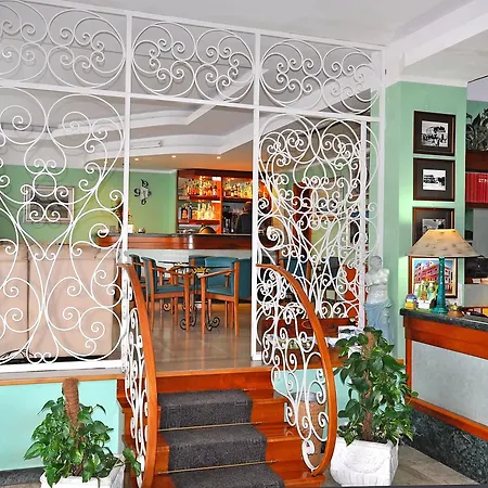 Elisa Hotel 3*