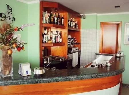 Elisa Hotel